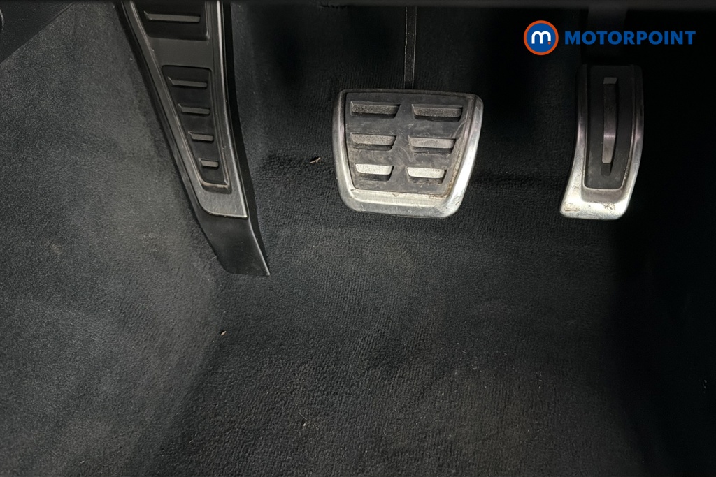 Audi A4 Black Edition Automatic Diesel Estate - Stock Number (1671007) - 24th supplementary image