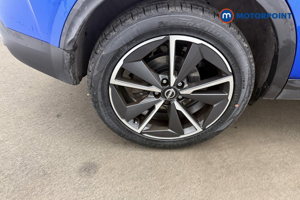 Nissan Qashqai Tekna Manual Petrol SUV - Stock Number (1672603) - 24th supplementary image
