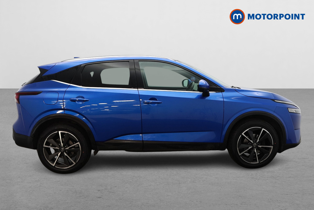 Nissan Qashqai Tekna Manual Petrol SUV - Stock Number (1672603) - Drivers side