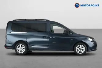 Volkswagen Caddy Maxi Life Automatic Petrol People Carrier - Stock Number (1673882) - Passenger side
