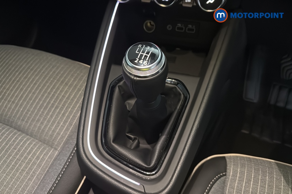 Renault Clio Techno Manual Petrol Hatchback - Stock Number (1674531) - 15th supplementary image