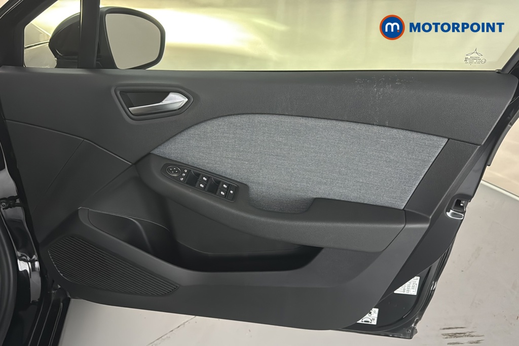 Renault Clio Techno Manual Petrol Hatchback - Stock Number (1674531) - 18th supplementary image