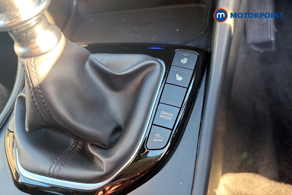 Hyundai Tucson Premium Manual Petrol SUV - Stock Number (1677163) - 14th supplementary image