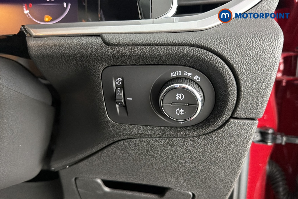 Vauxhall Grandland Ultimate Automatic Petrol Plug-In Hybrid SUV - Stock Number (1678086) - 11th supplementary image