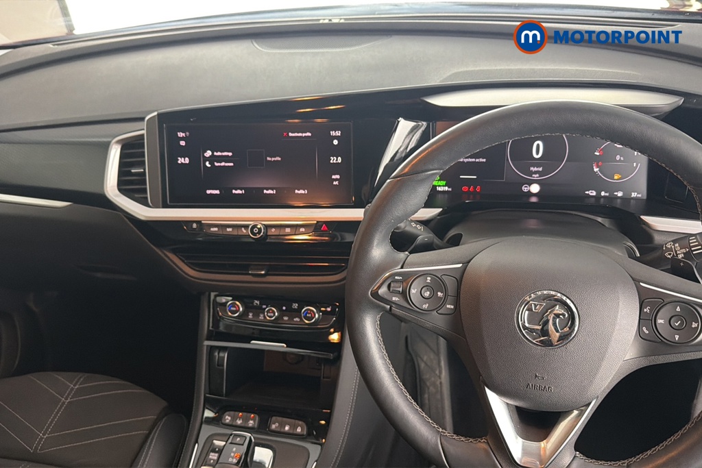 Vauxhall Grandland Ultimate Automatic Petrol Plug-In Hybrid SUV - Stock Number (1678086) - 1st supplementary image