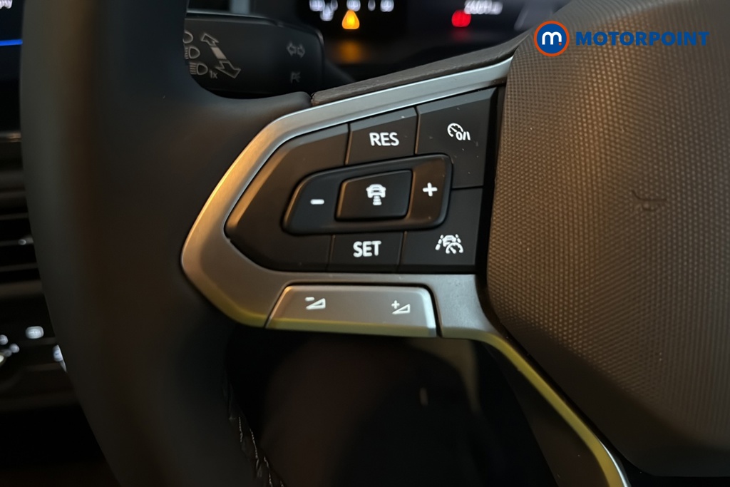 Volkswagen Polo Life Manual Petrol Hatchback - Stock Number (1678259) - 4th supplementary image