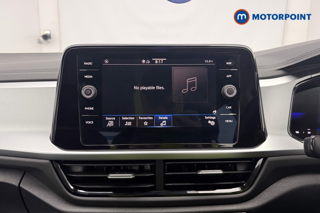 Volkswagen T-Roc Life Manual Petrol SUV - Stock Number (1679322) - 4th supplementary image