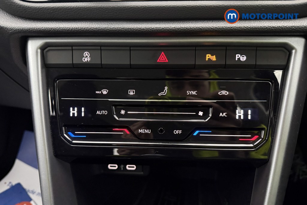 Volkswagen T-Roc Life Manual Petrol SUV - Stock Number (1679322) - 13th supplementary image