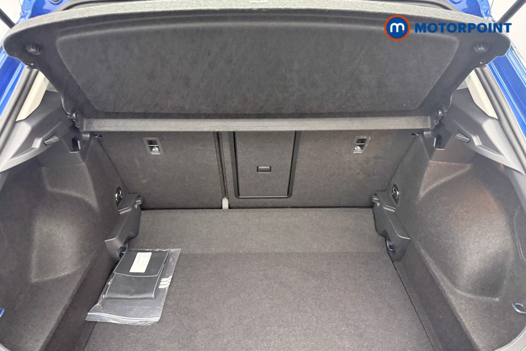 Volkswagen T-Roc Life Manual Petrol SUV - Stock Number (1679322) - 30th supplementary image