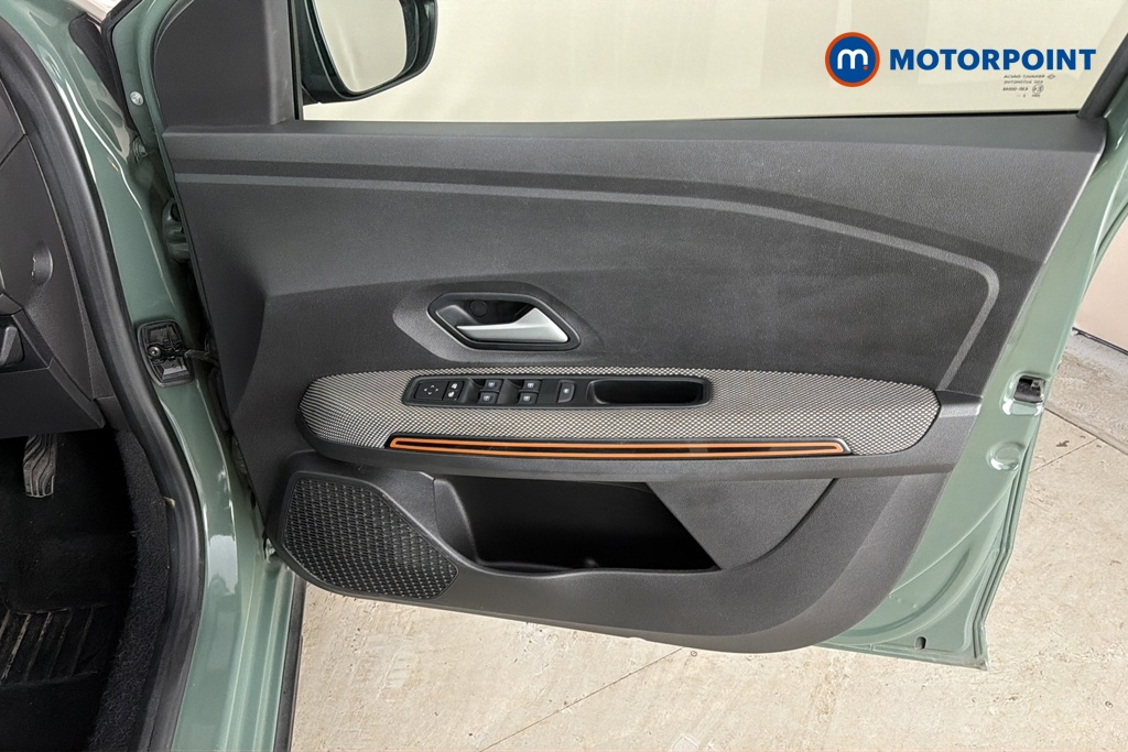 Dacia Sandero Stepway Journey Manual Petrol Hatchback - Stock Number (1679685) - 18th supplementary image