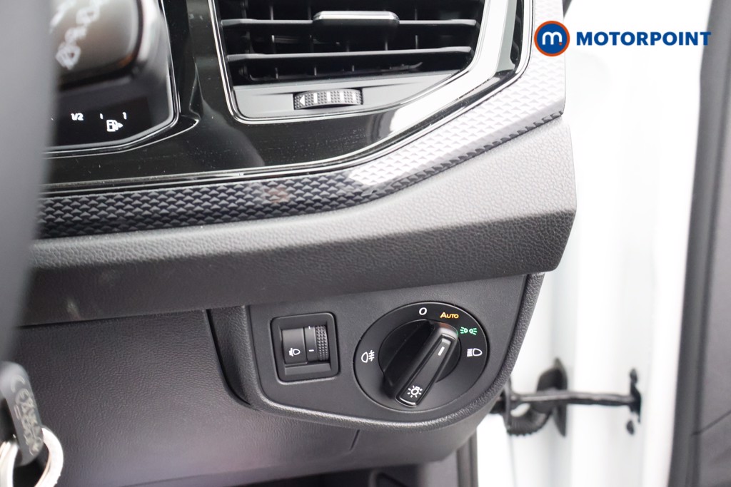 Volkswagen Polo Life Manual Petrol Hatchback - Stock Number (1680760) - 7th supplementary image