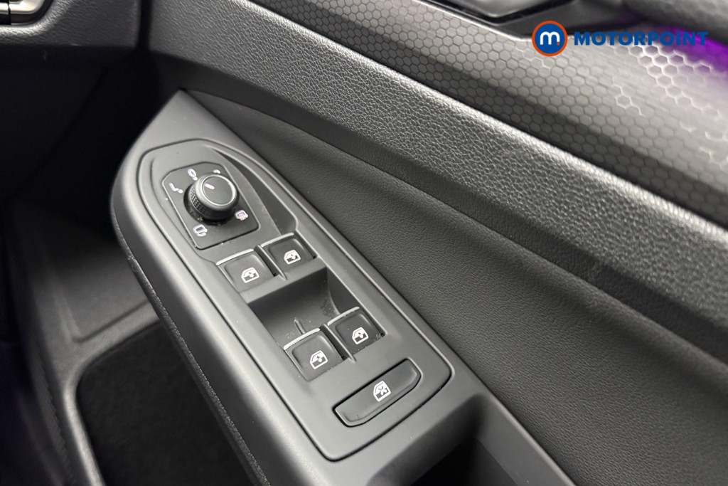 Volkswagen Golf GTI Automatic Petrol Hatchback - Stock Number (1680913) - 19th supplementary image