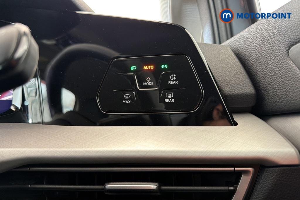 Volkswagen Golf Match Manual Petrol Hatchback - Stock Number (1681358) - 11th supplementary image