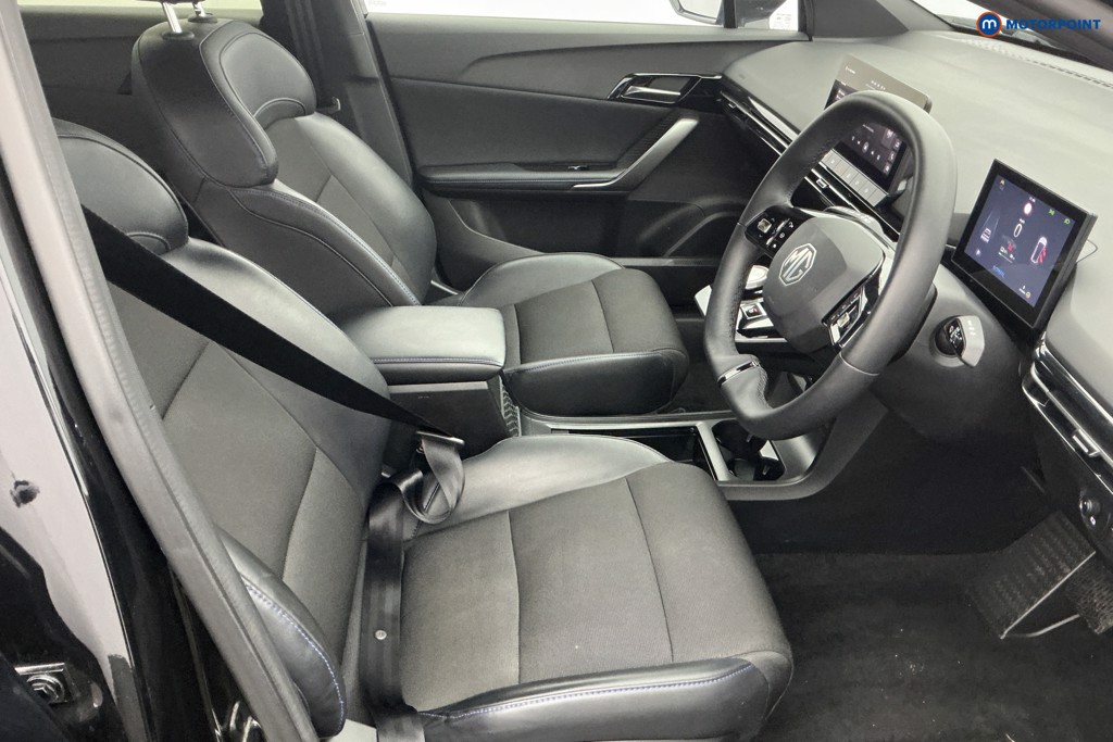 Mg Motor Uk MG4 Trophy Automatic Electric SUV - Stock Number (1681590) - 5th supplementary image