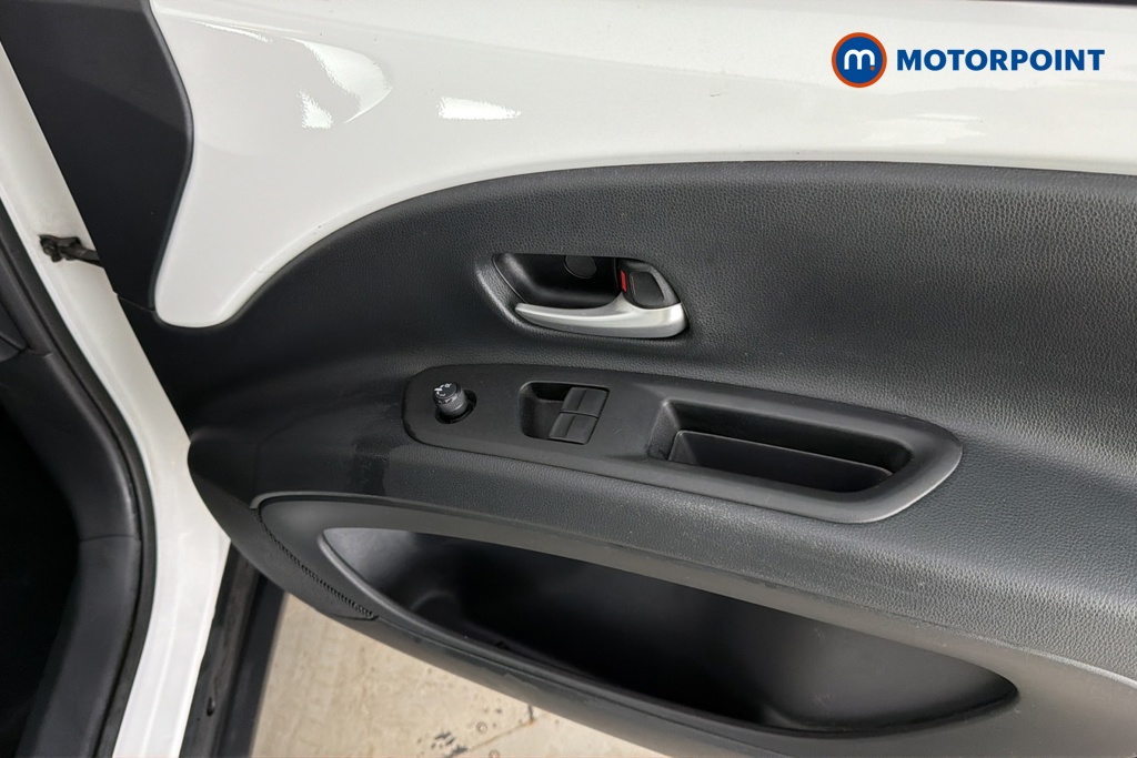 Toyota Aygo X Pure Manual Petrol Hatchback - Stock Number (1681721) - 19th supplementary image