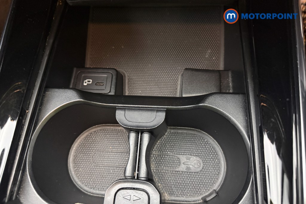 Mercedes-Benz GLA Amg Line Automatic Diesel SUV - Stock Number (1681852) - 44th supplementary image