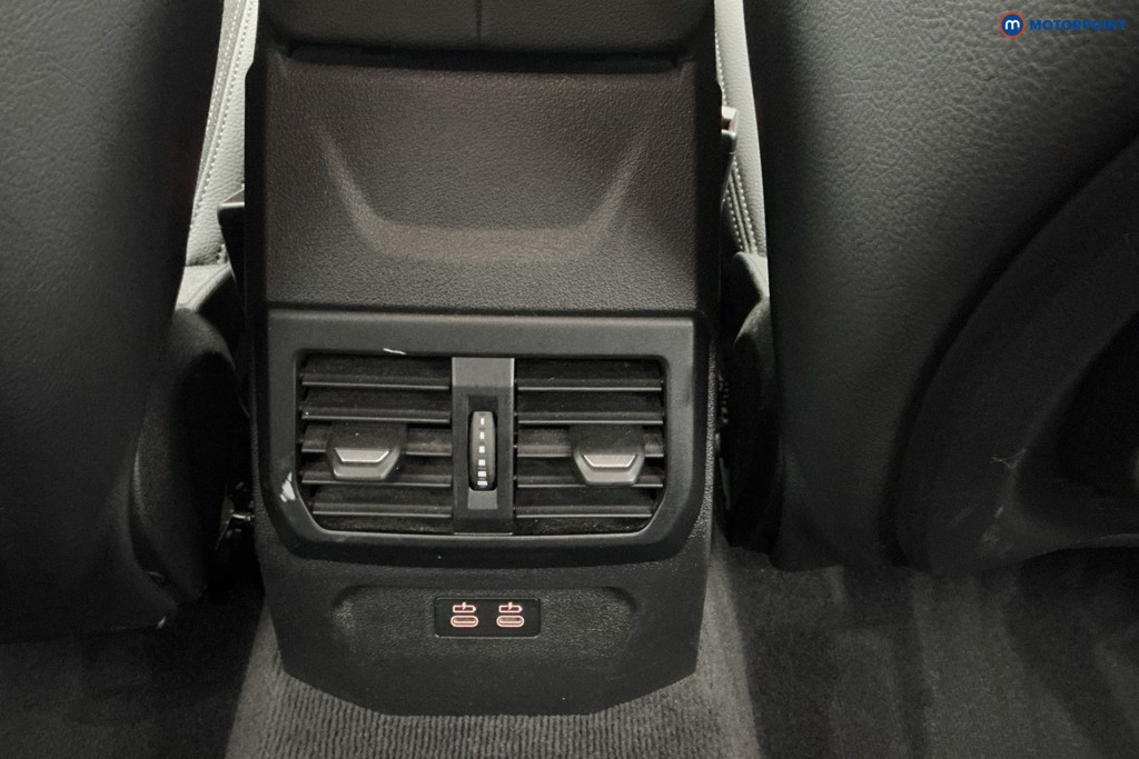 BMW 1 Series Sport Automatic Petrol Hatchback - Stock Number (1683676) - 9th supplementary image