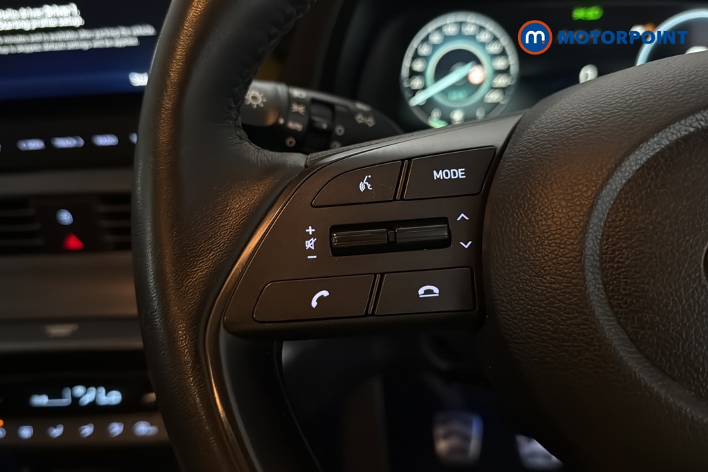 Hyundai Bayon Premium Manual Petrol SUV - Stock Number (1683749) - 4th supplementary image