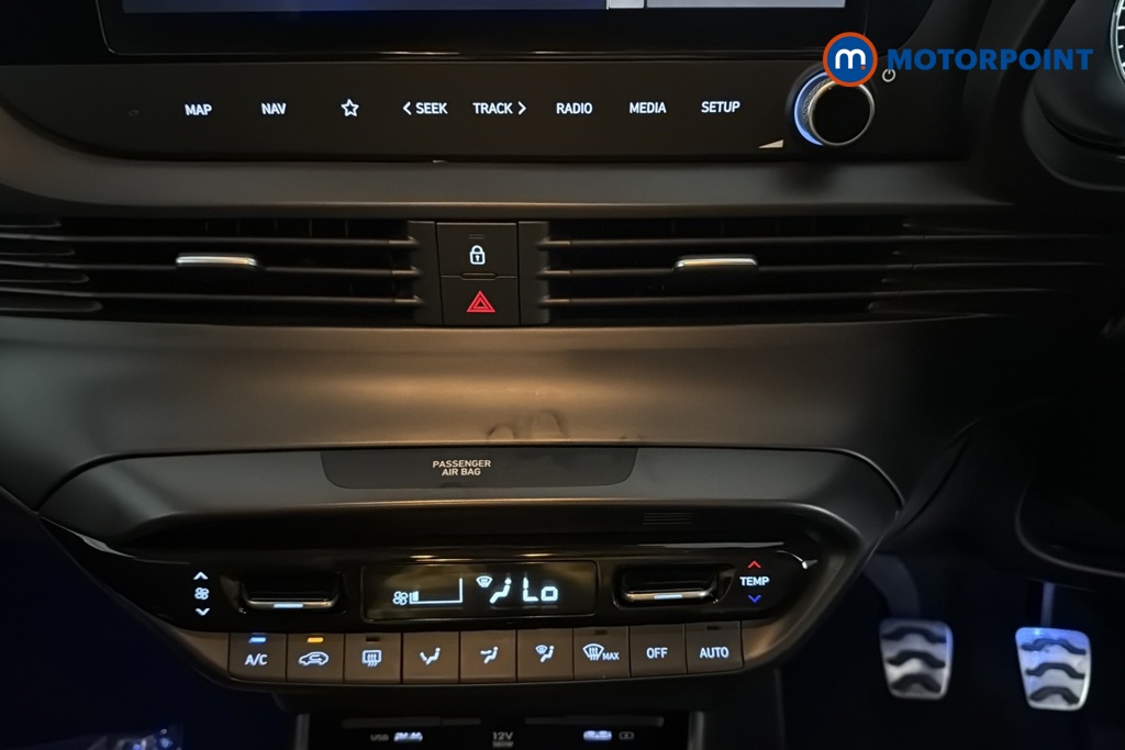 Hyundai Bayon Premium Manual Petrol SUV - Stock Number (1683749) - 12th supplementary image