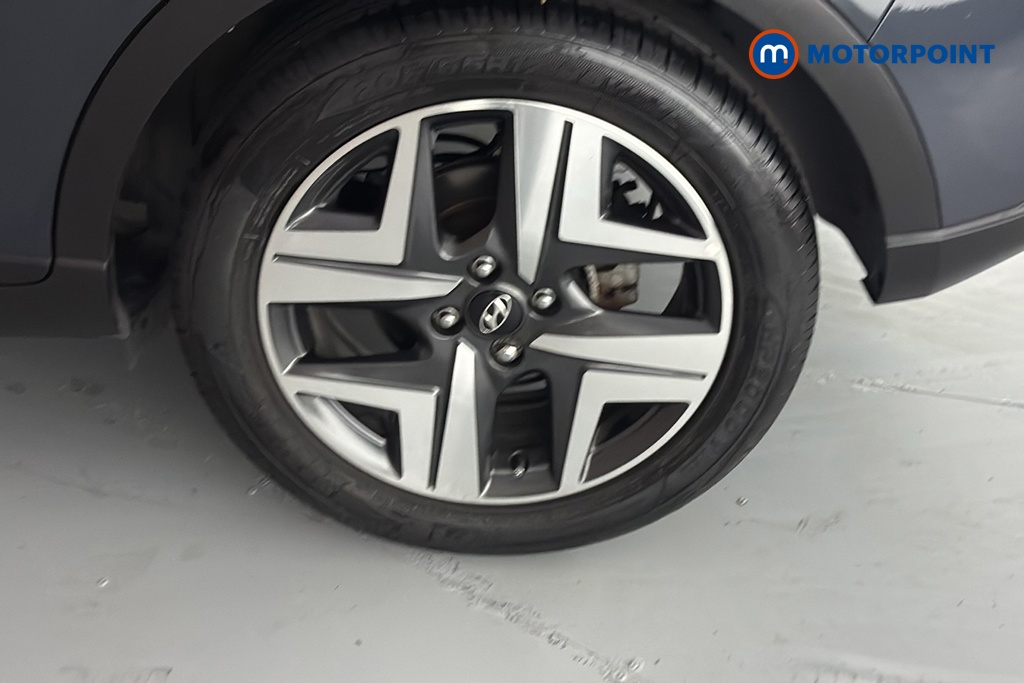 Hyundai Bayon Premium Manual Petrol SUV - Stock Number (1683749) - 45th supplementary image