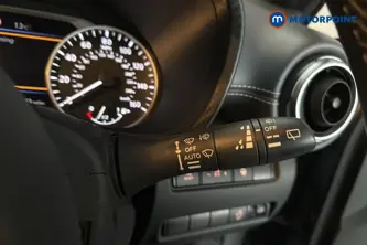 Nissan Juke Tekna Manual Petrol SUV - Stock Number (1683750) - 6th supplementary image