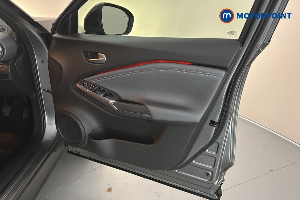 Nissan Juke Tekna Manual Petrol SUV - Stock Number (1683750) - 18th supplementary image