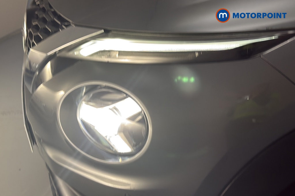 Nissan Juke Tekna Manual Petrol SUV - Stock Number (1683750) - 42nd supplementary image