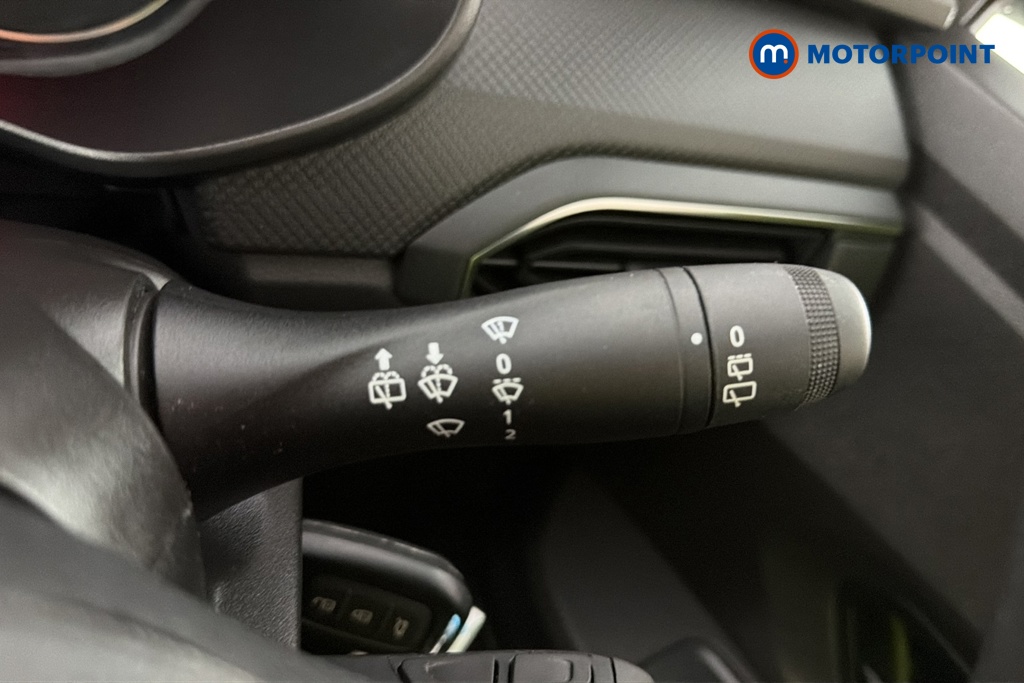 Dacia Sandero Essential Manual Petrol Hatchback - Stock Number (1684187) - 6th supplementary image