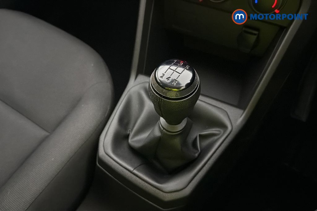 Dacia Sandero Essential Manual Petrol Hatchback - Stock Number (1684187) - 15th supplementary image
