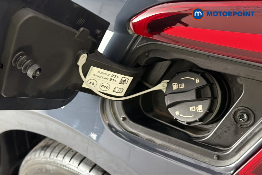 Hyundai I20 Tech Line Automatic Petrol Hatchback - Stock Number (1684685) - 41st supplementary image