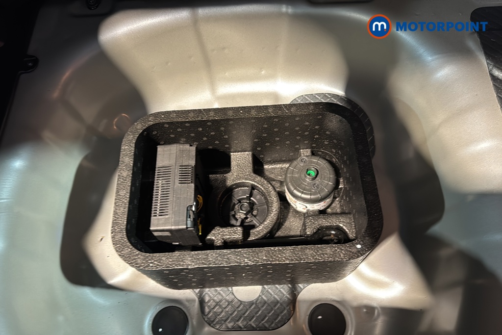 Hyundai I20 Black Line Manual Petrol Hatchback - Stock Number (1684707) - 33rd supplementary image