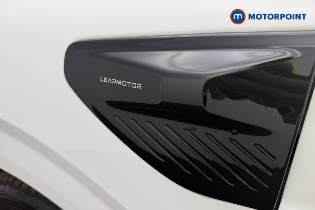 Leapmotor B10 160Kw 70Kwh 5Dr Auto Automatic Electric SUV - Stock Number (1684750) - 4th supplementary image
