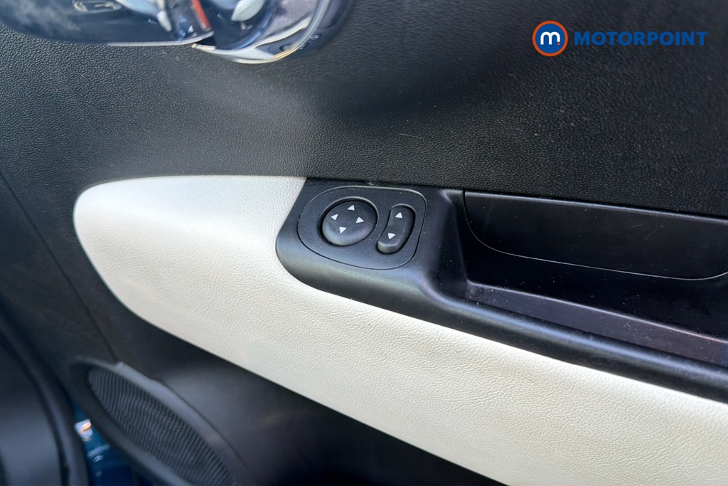Fiat 500 Dolcevita Manual Petrol Hatchback - Stock Number (1685083) - 19th supplementary image