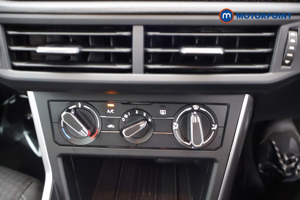 Volkswagen Polo Life Manual Petrol Hatchback - Stock Number (1685091) - 9th supplementary image
