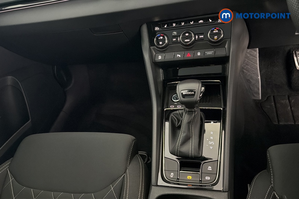Skoda Karoq Sportline Edition Automatic Petrol SUV - Stock Number (1685612) - 15th supplementary image