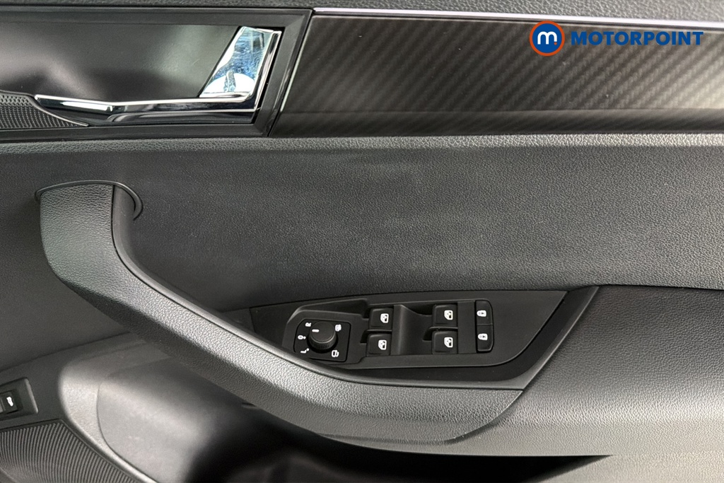 Skoda Karoq Sportline Edition Automatic Petrol SUV - Stock Number (1685612) - 19th supplementary image