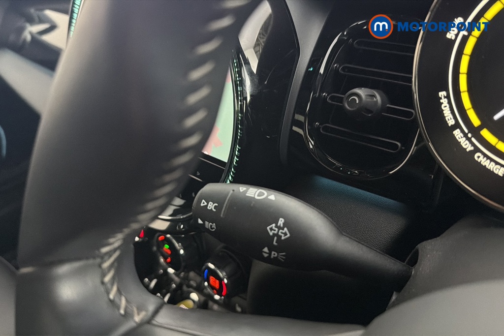 Mini Hatchback Cooper S Level 3 Automatic Electric Hatchback - Stock Number (1685698) - 5th supplementary image