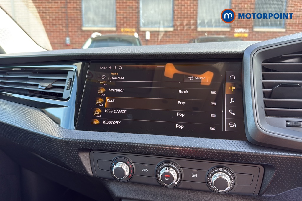 Audi A1 Technik Manual Petrol Hatchback - Stock Number (1685757) - 8th supplementary image