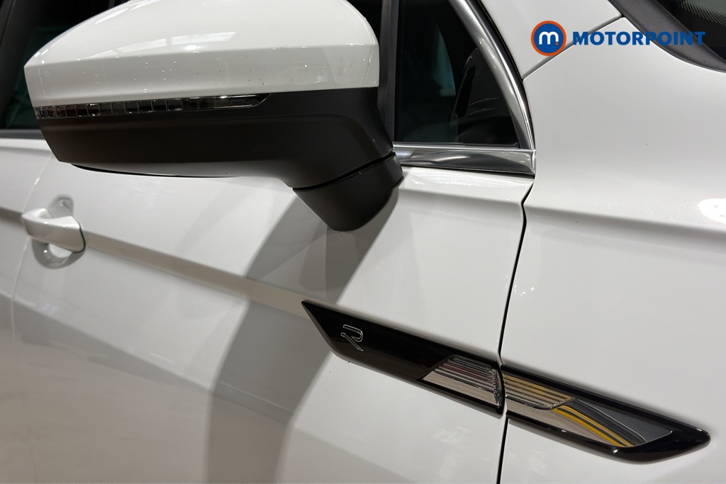 Volkswagen Tiguan R-Line Automatic Petrol SUV - Stock Number (1685807) - 993rd supplementary image