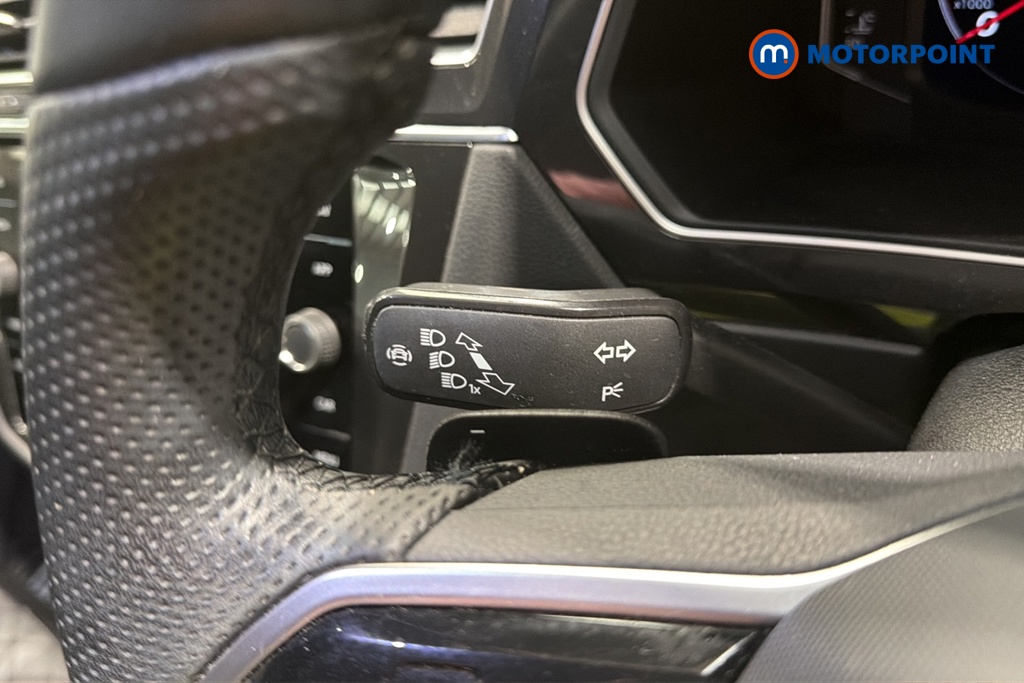 Volkswagen Tiguan R-Line Automatic Petrol SUV - Stock Number (1685807) - 5th supplementary image