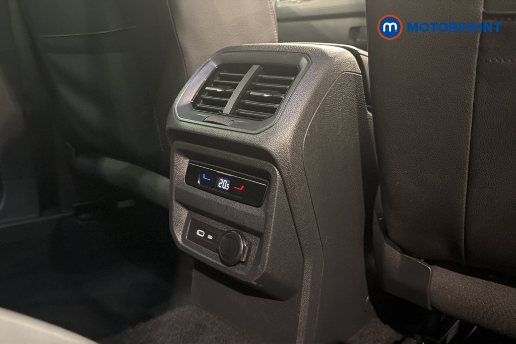 Volkswagen Tiguan R-Line Automatic Petrol SUV - Stock Number (1685807) - 28th supplementary image