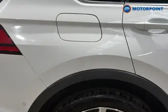 Volkswagen Tiguan R-Line Automatic Petrol SUV - Stock Number (1685807) - 41st supplementary image