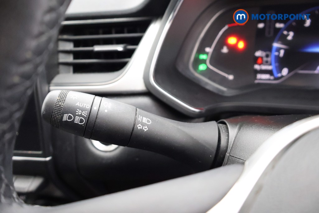 Renault Captur Se Edition Manual Petrol SUV - Stock Number (1685838) - 5th supplementary image