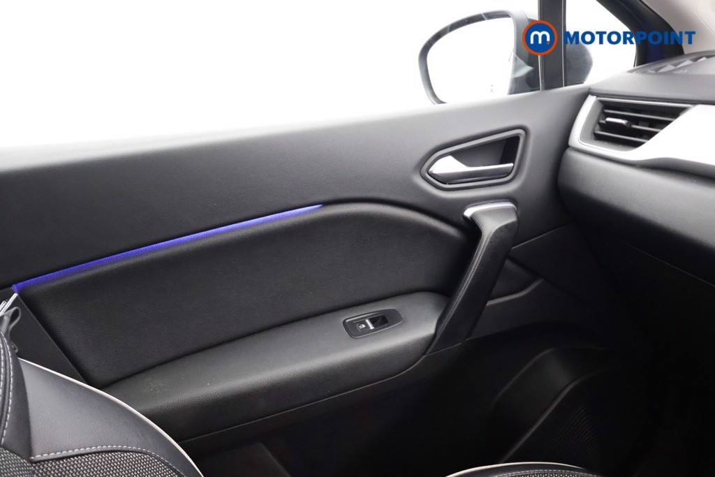 Renault Captur Se Edition Manual Petrol SUV - Stock Number (1685838) - 12th supplementary image