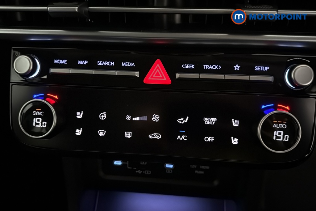 Hyundai Tucson Ultimate Automatic Petrol-Electric Hybrid SUV - Stock Number (1685936) - 12th supplementary image