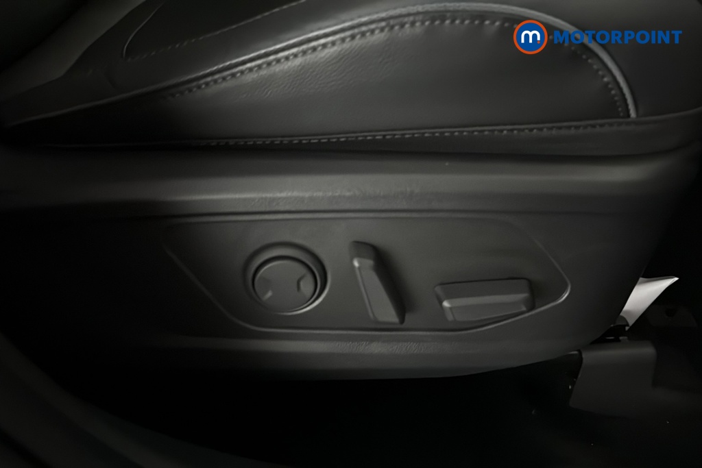 Hyundai Tucson Ultimate Automatic Petrol-Electric Hybrid SUV - Stock Number (1685936) - 23rd supplementary image