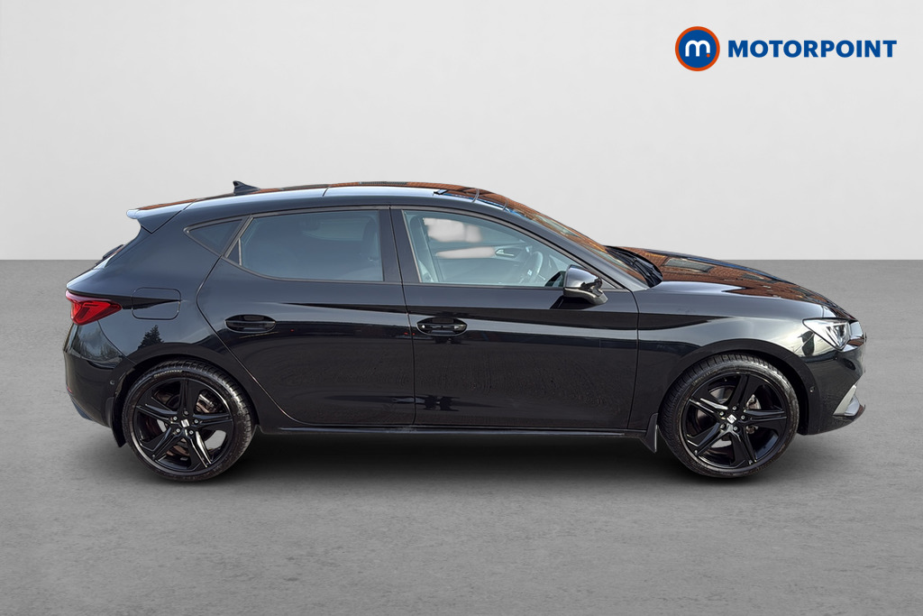 Seat Leon Fr Black Edition Automatic Petrol Hatchback - Stock Number (1686315) - Passenger side