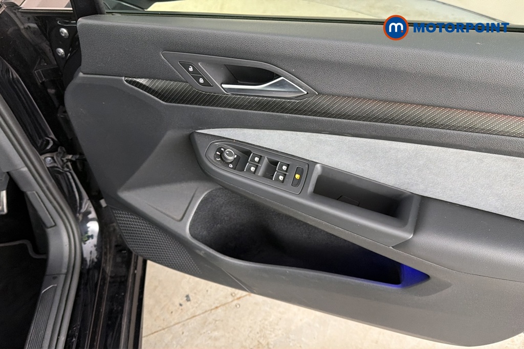 Volkswagen Golf R Automatic Petrol Hatchback - Stock Number (1686332) - 19th supplementary image