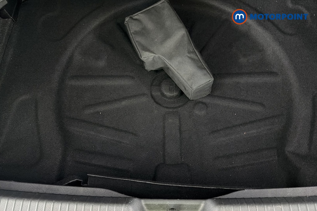 Volkswagen Golf R Automatic Petrol Hatchback - Stock Number (1686332) - 33rd supplementary image