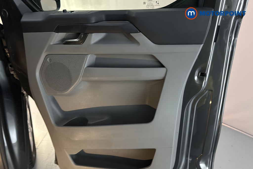 Ford Transit Custom Limited Manual Diesel Panel Van - Stock Number (1686430) - 18th supplementary image